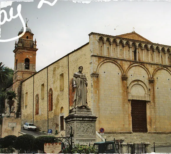 TRE PIETRASANTA 2003 1